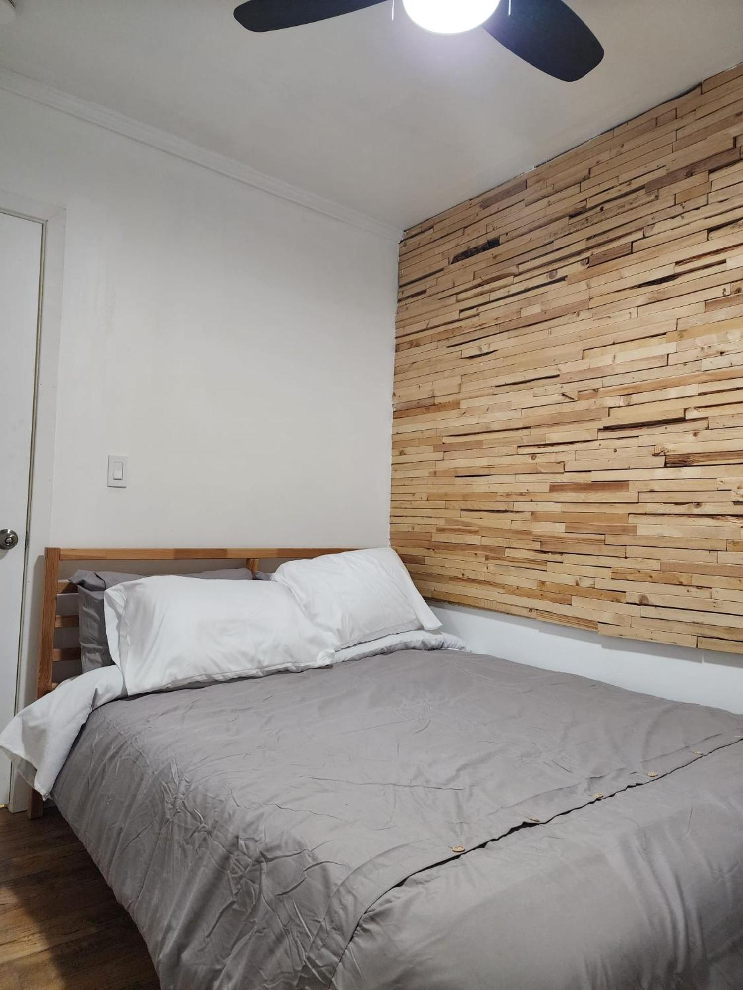 2-bed House For Downtown, Stampede & Mountains Apartment *